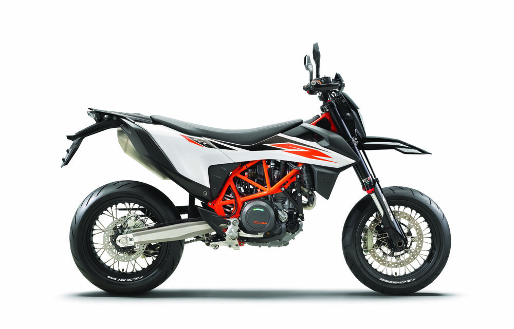 2019-KTM-690-SMC-R-supermoto-09.jpg